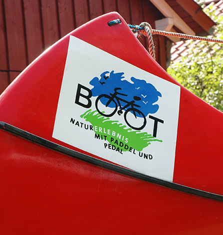 Paddel-und-Pedal-Boot